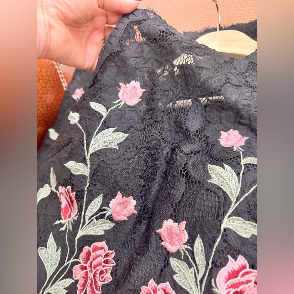 Betsy & Adam Black Dress with Pink Floral Design 6 - Picture 10 of 10